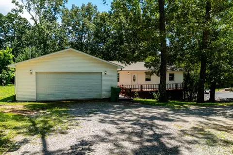 197 Dogwood Trl, Gilbertsville, KY 42044
