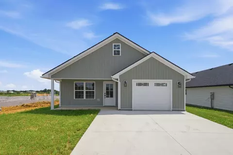 186 Charles Carr Dr, Harrodsburg, KY 40330