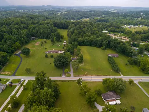 6616 Barbourville Rd, London, KY 40744
