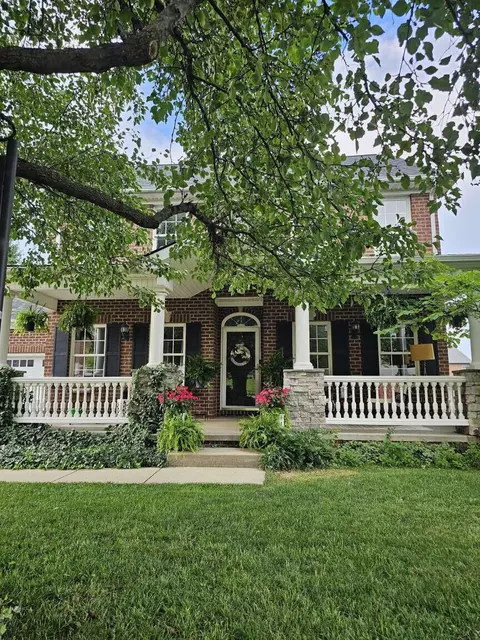 113 Pine Valley Dr, Georgetown, KY 40324