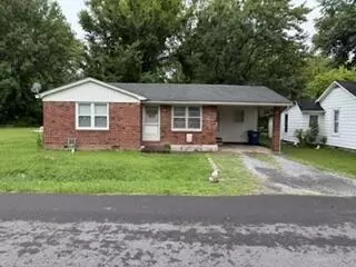 604 Maple St, Benton, KY 42025