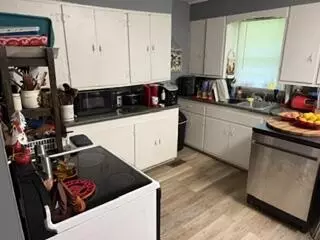 Kitchen - 604 Maple St, Benton, KY 42025 photo 1 of 1