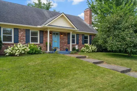 1288 Gainesway Dr, Lexington, KY 40517