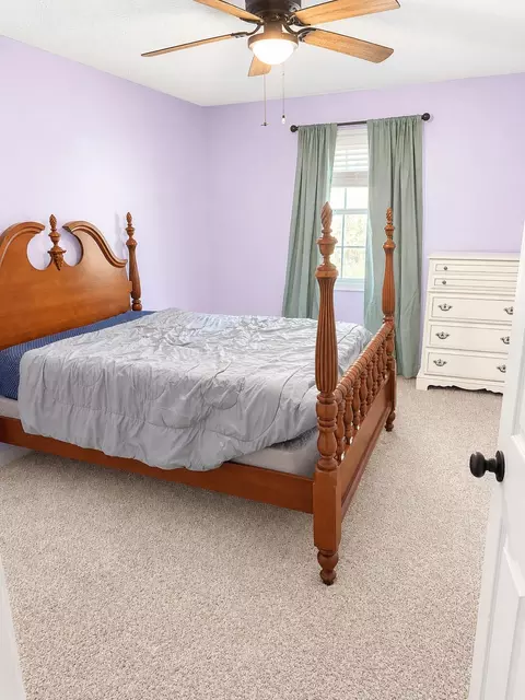 Bedroom - 987 E Ky Highway 312, Corbin, KY 40701 photo 5 of 8