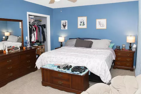 Bedroom - 987 E Ky Highway 312, Corbin, KY 40701 photo 2 of 8