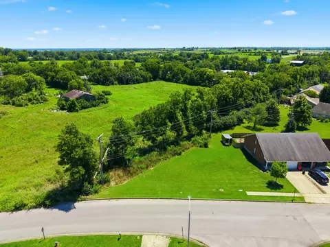400-402 Miles Rd, Nicholasville, KY 40356