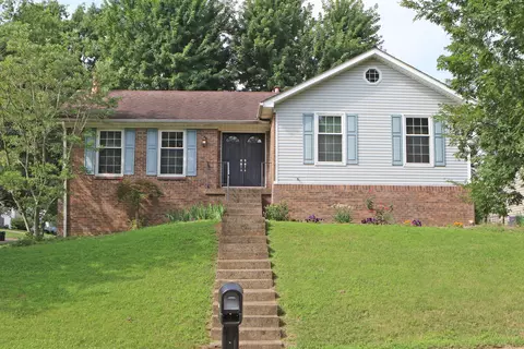 388 Cromwell Way, Lexington, KY 40503