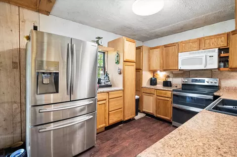 Kitchen - 7014 Organ Creek Cir, Pendleton, KY 40055 photo 1 of 3