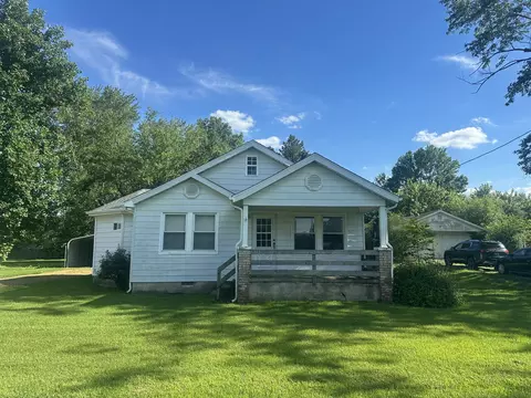 1427 Kentucky 339, Sedalia, KY 42079