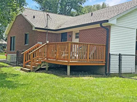 Exterior - 1508 Glendale Rd, Murray, KY 42071 photo 3 of 4