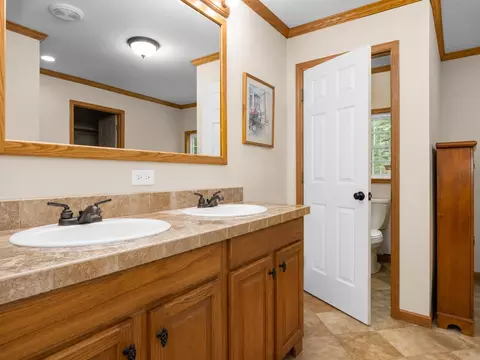Bath - 149 Blossom Ln, Nancy, KY 42544 photo 3 of 4