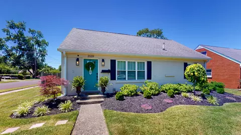 2039 Rainbow Rd, Lexington, KY 40503