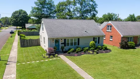2039 Rainbow Rd, Lexington, KY 40503