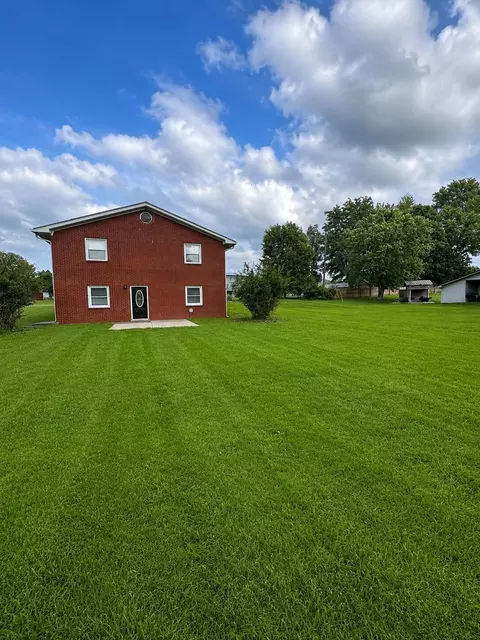 Exterior - 85 Cherry Ln, Burnside, KY 42519 photo 5 of 14