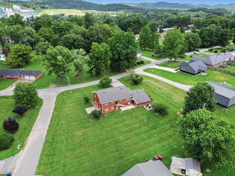 View/Area - 85 Cherry Ln, Burnside, KY 42519 photo 3 of 4