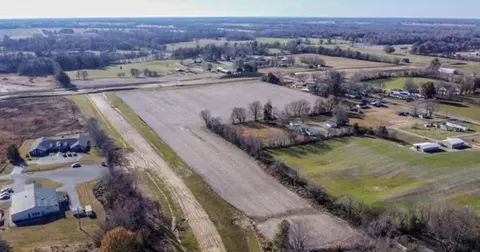 000 Gage Rd, Kevil, KY 42053
