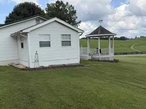 Exterior - 354 Campbell Rd, Corbin, KY 40701 photo 10 of 10