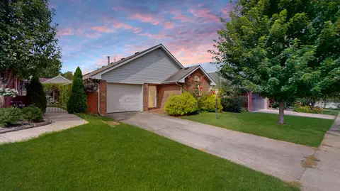 326 Retrac Rd, Lexington, KY 40503