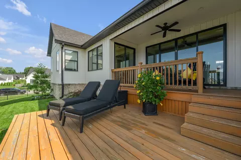 Exterior - 602 Trinity Ln, Versailles, KY 40383 photo 15 of 18
