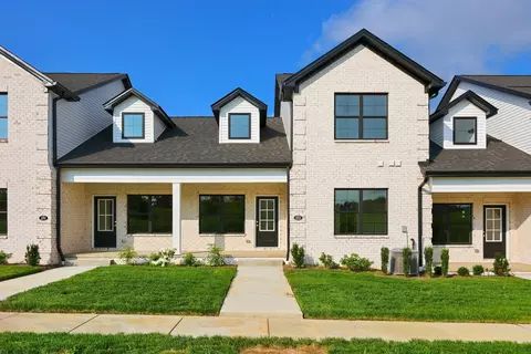 682 Hollow Creek Rd, Lexington, KY 40511