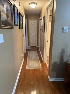 Entry Way - 138 Double Tree Ct, Mount Sterling, KY 40353 photo 2 of 2