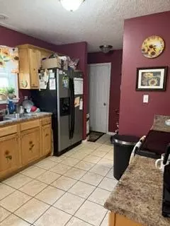 Kitchen - 138 Double Tree Ct, Mount Sterling, KY 40353 photo 3 of 3