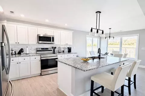 Kitchen - 16 Cave Run Ct, Morehead, KY 40351 photo 1 of 3
