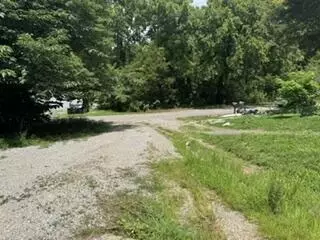 301 S Hwy 27 Loop 4, Burnside, KY 42519 photo 4