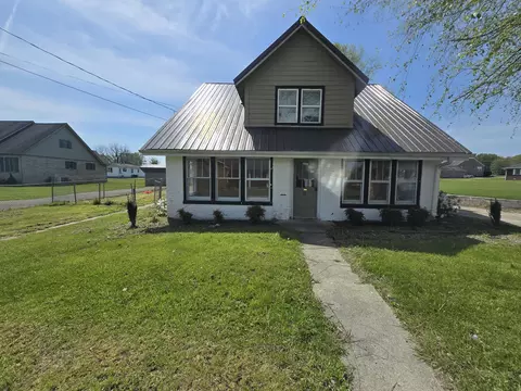 Exterior - 77 Curd Rd, Williamsburg, KY 40769 photo 2 of 9