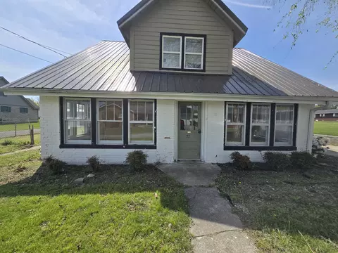 77 Curd Rd, Williamsburg, KY 40769