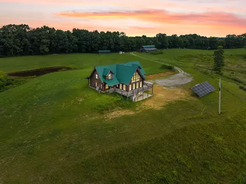 550 Bowman Ridge Rd, Morehead, KY 40351