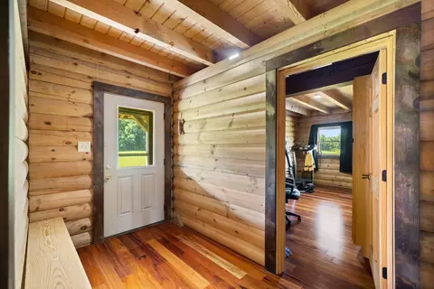 Entry Way - 550 Bowman Ridge Rd, Morehead, KY 40351 photo 1 of 2