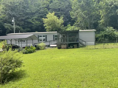 238 Coal Stone Branch Rd, Miracle, KY 40856
