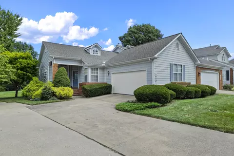 1044 Griffin Gate Dr, Lexington, KY 40511