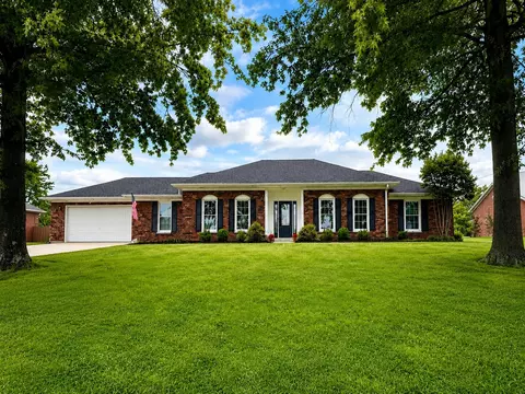 521 Shenandoah Dr, Harrodsburg, KY 40330