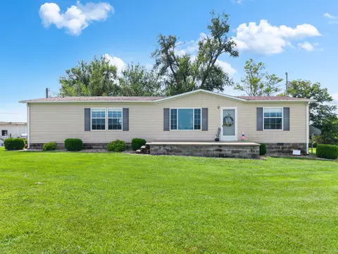 Undisclosed, Flemingsburg, KY 41041