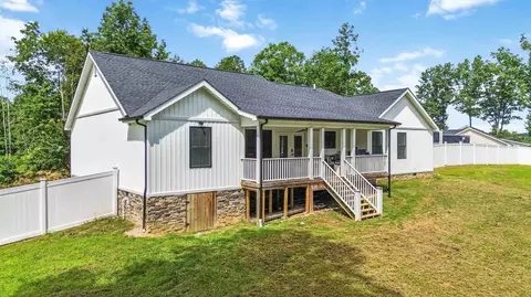 Exterior - 671 Mauney Chapel Rd, Corbin, KY 40701 photo 5 of 17