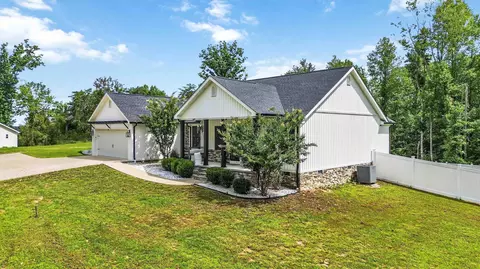 Exterior - 671 Mauney Chapel Rd, Corbin, KY 40701 photo 2 of 17