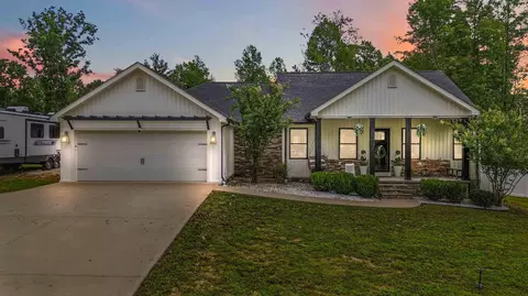Exterior - 671 Mauney Chapel Rd, Corbin, KY 40701 photo 8 of 17