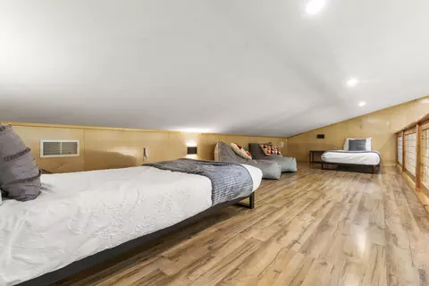 Bedroom - 883 885 Booth Ridge Rd, Rogers, KY 41365 photo 5 of 8