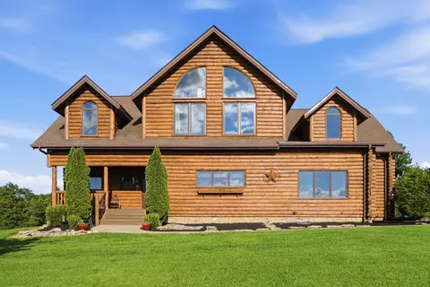 112 Lovers Leap Rd, Lawrenceburg, KY 40342