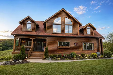 112 Lovers Leap Rd, Lawrenceburg, KY 40342