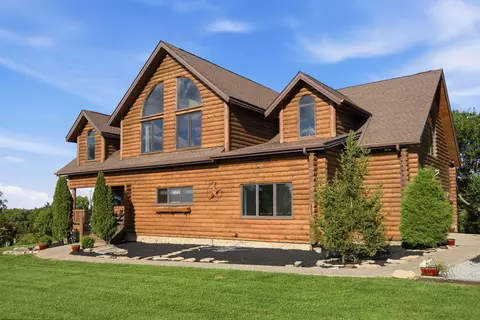 112 Lovers Leap Rd, Lawrenceburg, KY 40342