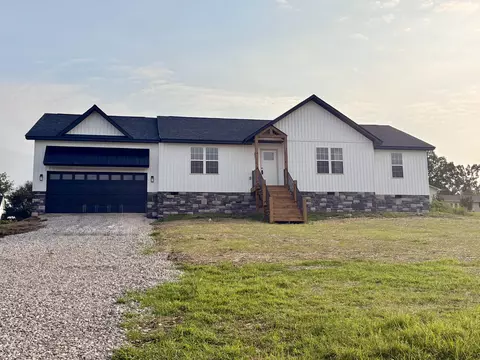 37 Nate Ln, London, KY 40744