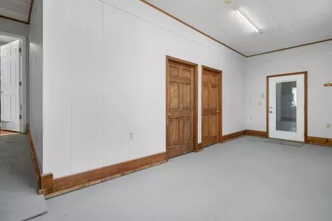 Entry Way - 11031 Us-421, Tyner, KY 40486 photo 1 of 1