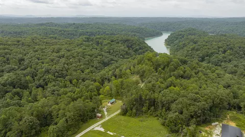 439 Lakepoint View Rd, Monticello, KY 42633