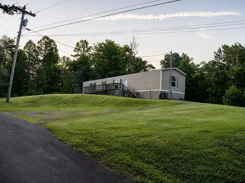 84 River Hill Rd, London, KY 40741