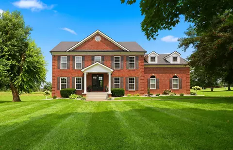 1020 High Point Dr, Nicholasville, KY 40356