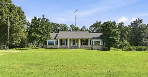 646 Rockcastle Rd, Cadiz, KY 42211