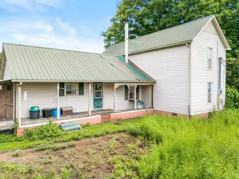 Exterior - 28 Baldwin Rd, Mckee, KY 40447 photo 3 of 14